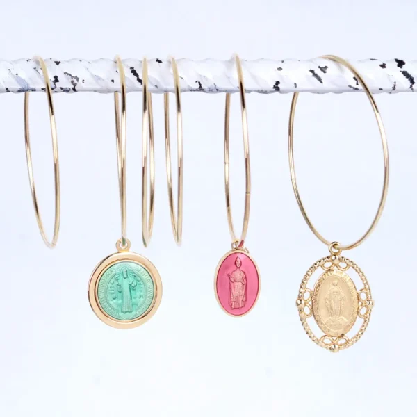 Outlet Animae. Hoop earring Earrings