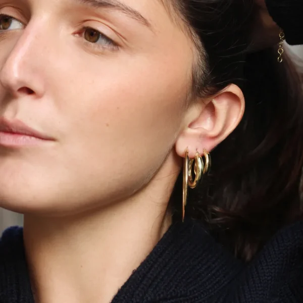 New Bachata Gitanə. Single earring Earrings