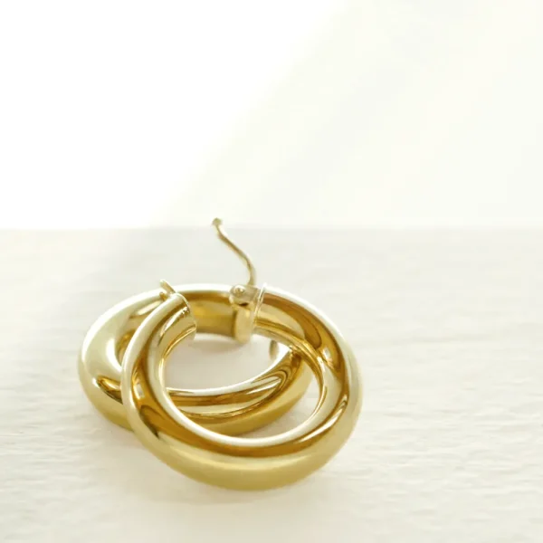 New Bachata Gitanə. Single earring Earrings