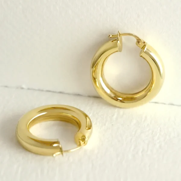New Bachata Gitanə. Single earring Earrings