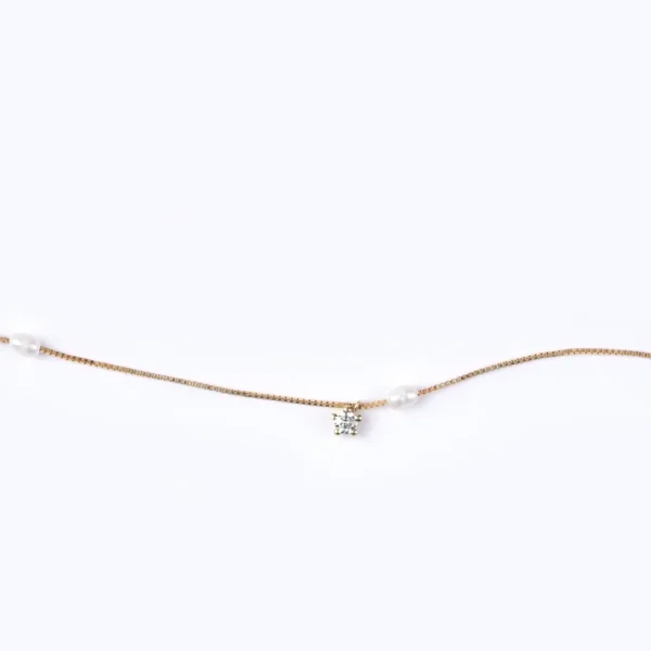 Fashion Delicato passo alle spalle delle parole. Necklace Necklaces