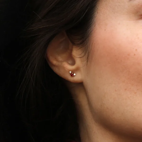 Outlet Due (Mandelbrot set). Single earring Earrings