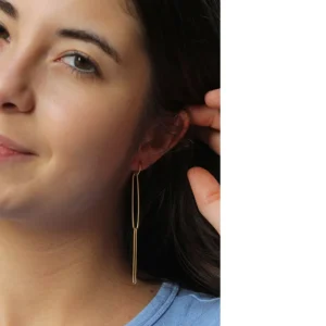 Online Fammi più in là. Single earring Earrings