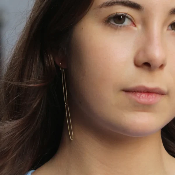Online Fammi più in là. Single earring Earrings