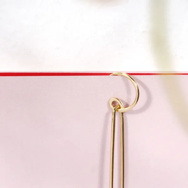 Online Fammi più in là. Single earring Earrings