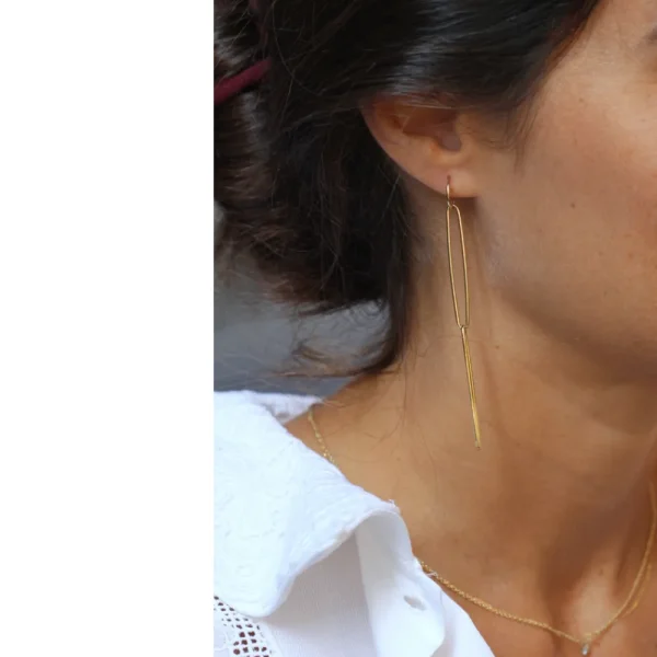 Online Fammi più in là. Single earring Earrings