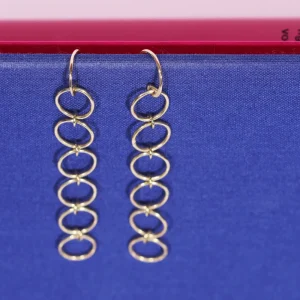 Hot Gli schiocchi di Anteros (empty circles). Single earring Earrings