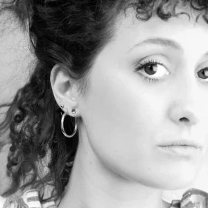 Clearance Hula Dance (S). Single earring Earrings