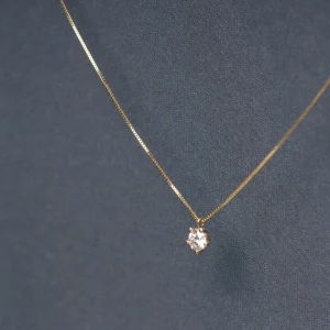 Hot I silenzi dove inizia il rosso. Necklace (0,15 ct) Necklaces