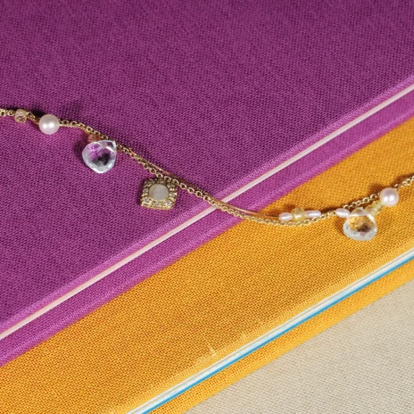 Sale Il contrario del tempo. Necklace Necklaces
