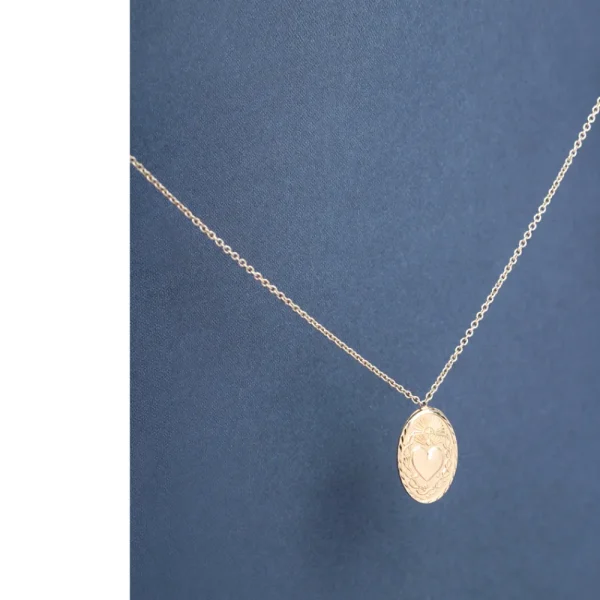 Hot L’incontro del cuore. Necklace Necklaces