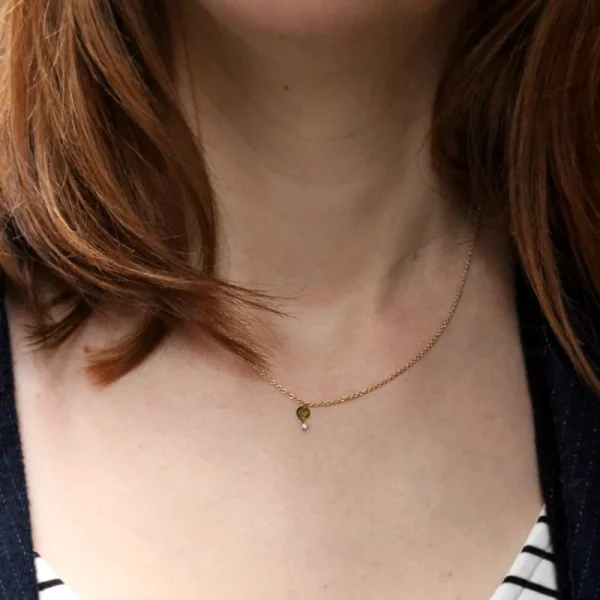 Fashion Liquido puzzle di minime trascuratezze. Necklace Necklaces