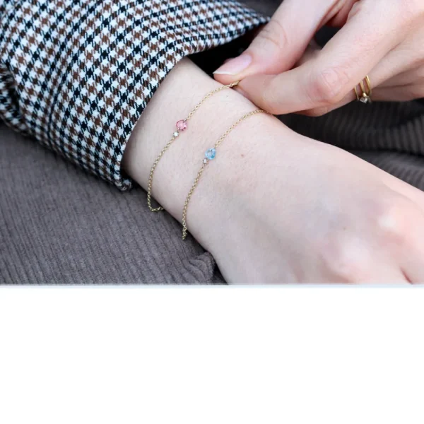 Online Liquido puzzle di minime trascuratezze. Bracelet Bracelets