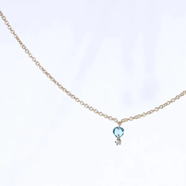 Fashion Liquido puzzle di minime trascuratezze. Necklace Necklaces
