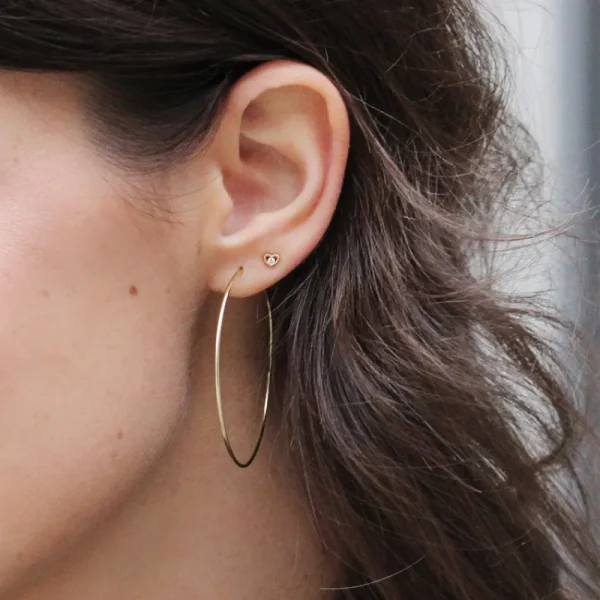 Fashion Loop 105. Single earrings Earrings
