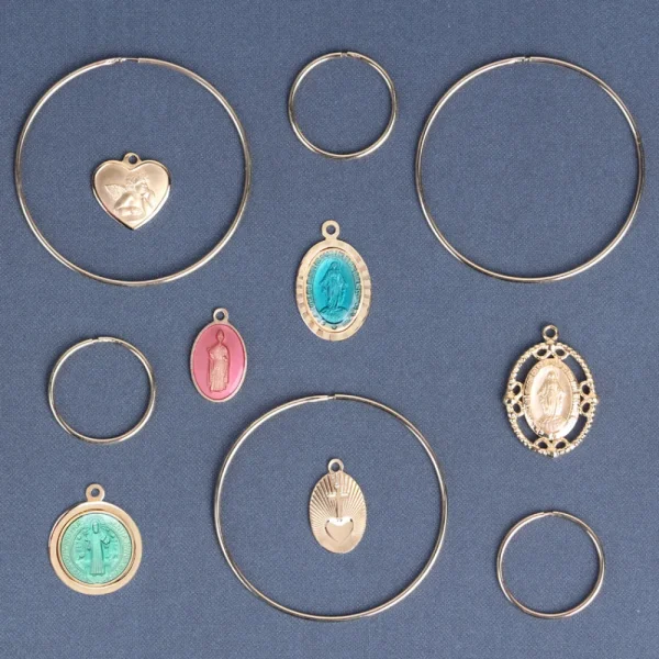 Best Maddalena accesa. Hoop earring Earrings