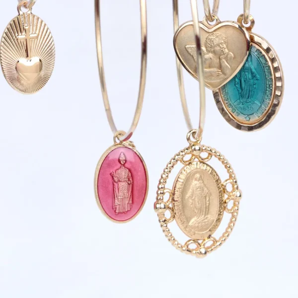 Best Maddalena accesa. Hoop earring Earrings