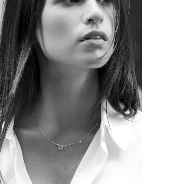 Clearance Nel sciogliere il vento. Necklace Necklaces