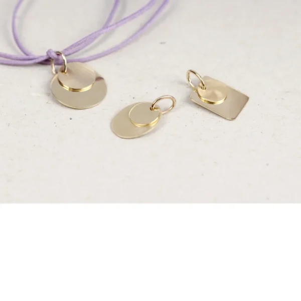 Fashion Puces. Round Gold Pendant Pendants | Customized Products