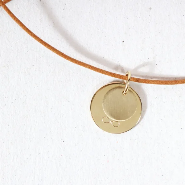 Fashion Puces. Round Gold Pendant Pendants | Customized Products