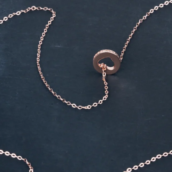 Hot Un Cuore in coda. Necklace Necklaces