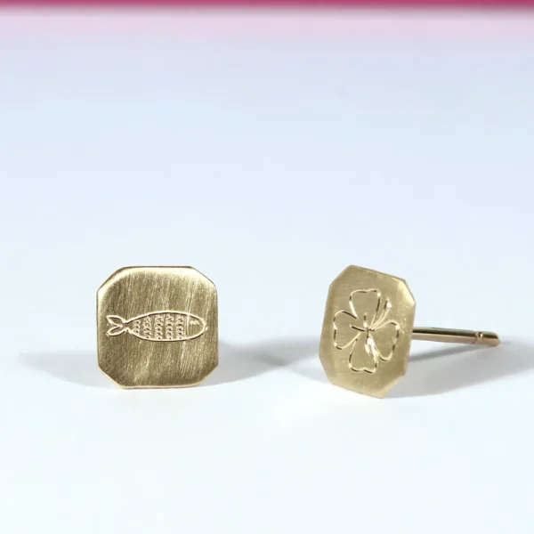 Discount Una piccola donna d’inchiostro. Single stud Earrings | Customized Products
