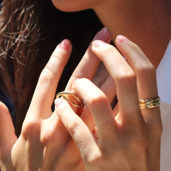 Hot Vero Vero. Ring Rings