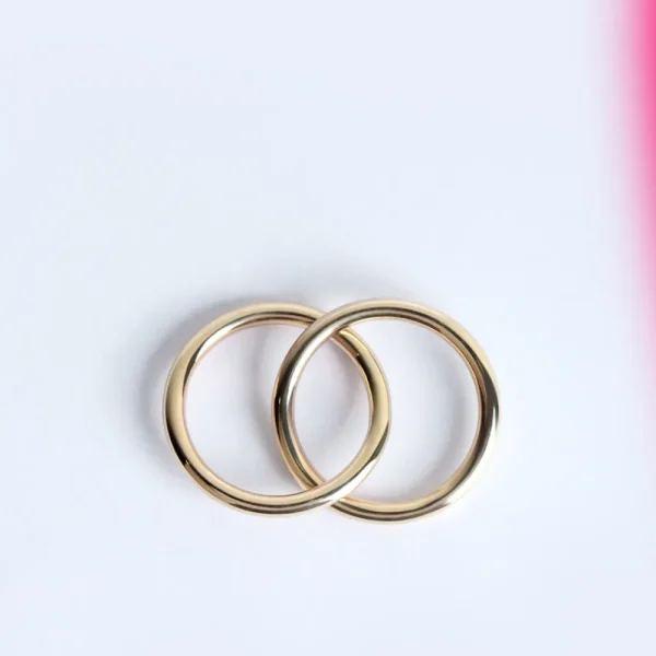 Hot Vero Vero. Ring Rings