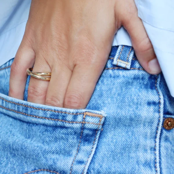 Hot Vero Vero. Ring Rings
